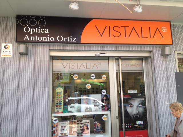 Óptica- Antonio Ortiz (Vistalia)