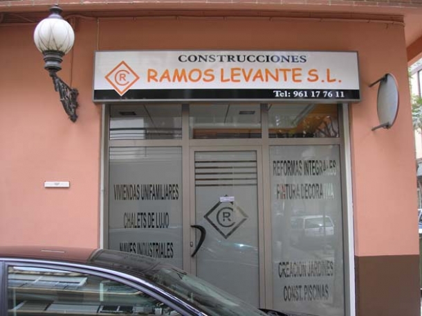 CONSTRUCCIONES RAMOS LEVANTE, S.L.