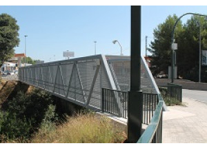 La nova passarel·la Alcoi-Cocentaina supera els 5.000 trajectes mensuals